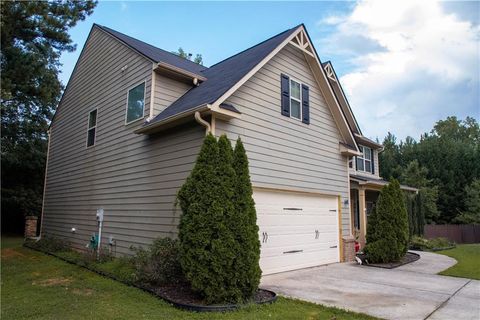 A home in Powder Springs