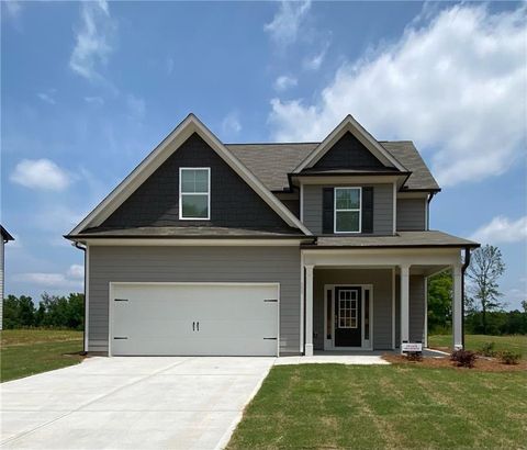 A home in Toccoa