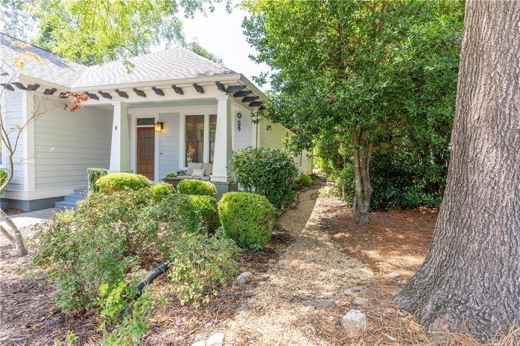6 Royal Oak Drive