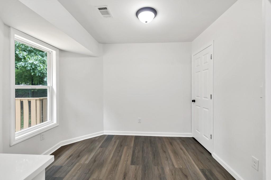 3233 Glynn Mill Drive, Snellville, Georgia image 12