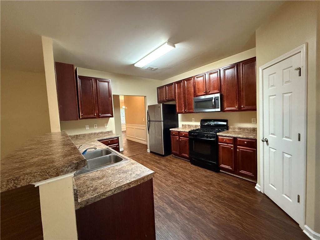 545 Platoro Court SW