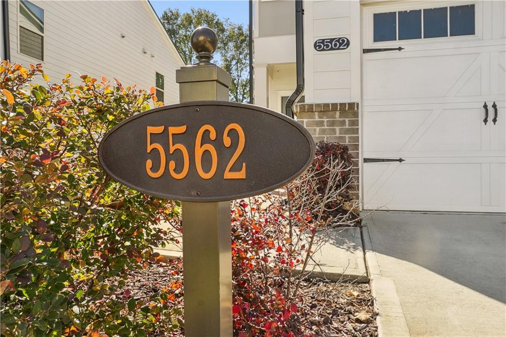 5562 Plain Field Lane