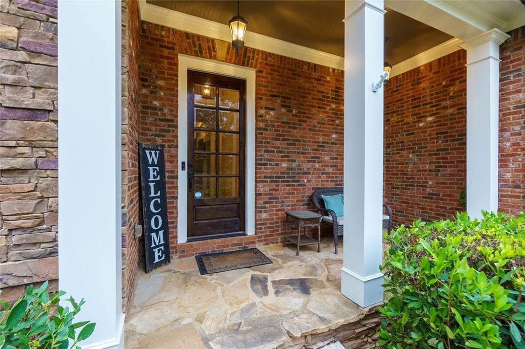 LENORE PLACE - Residential