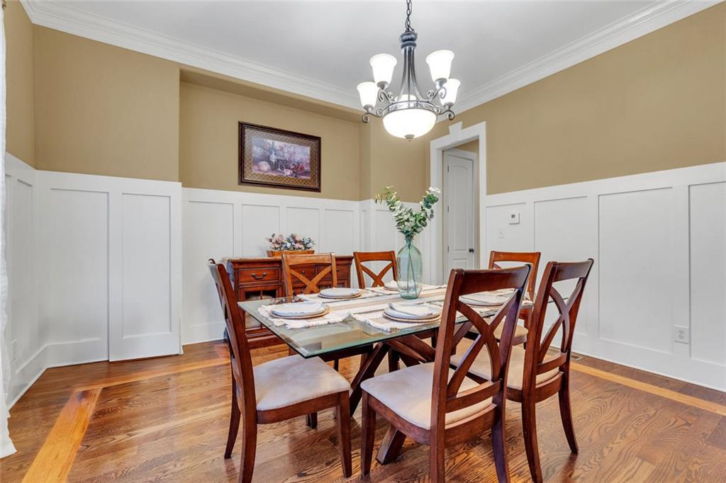 LENORE PLACE - Residential