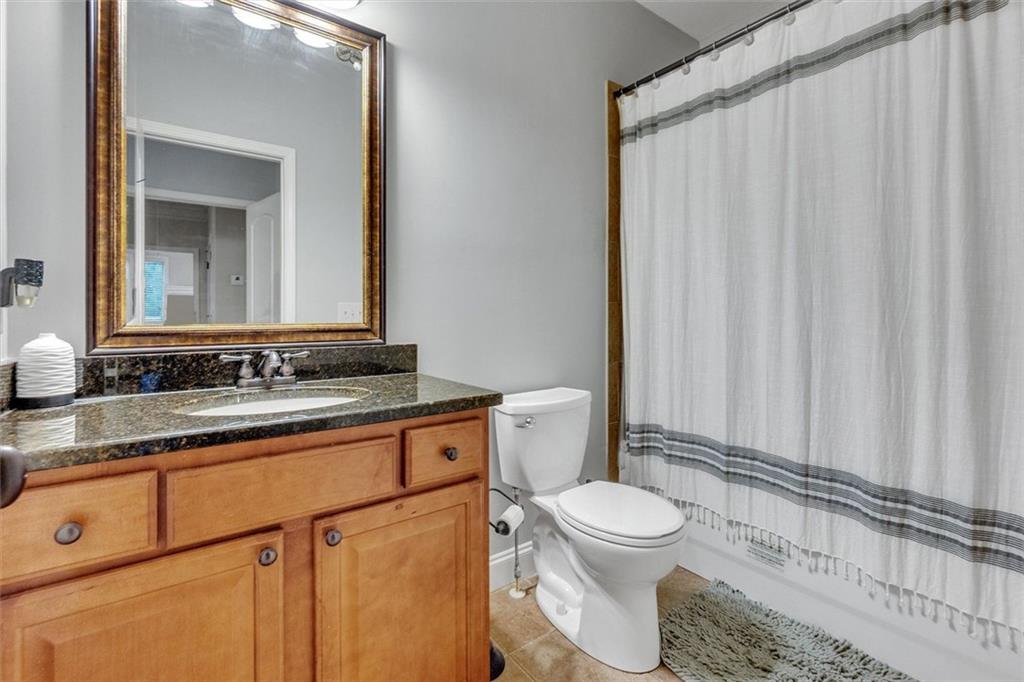 LENORE PLACE - Residential