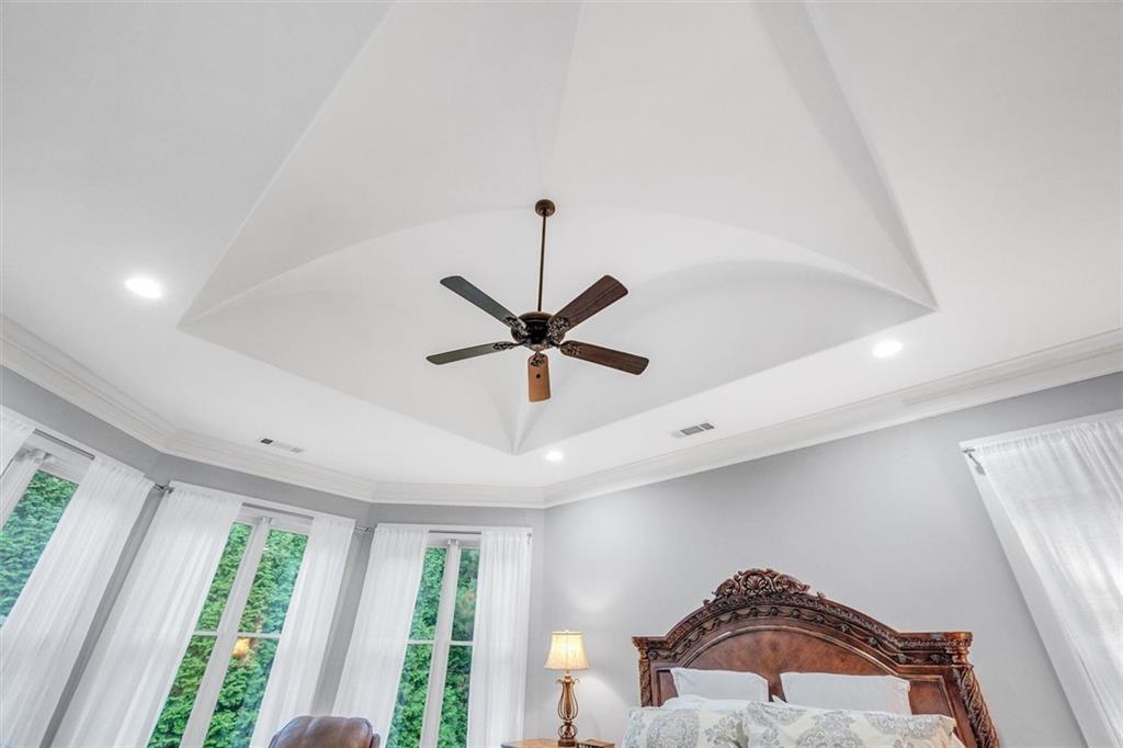 LENORE PLACE - Residential