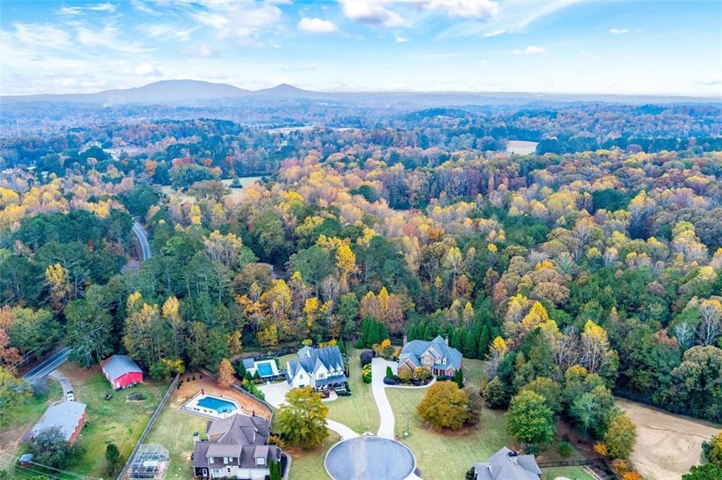 LENORE PLACE - Residential