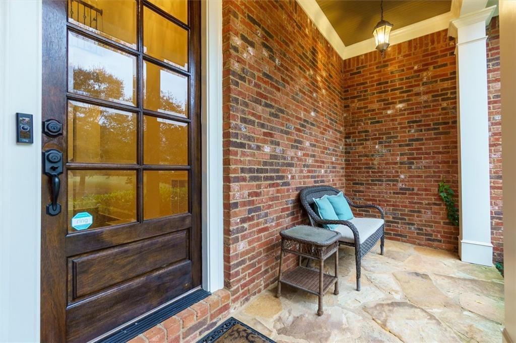 LENORE PLACE - Residential