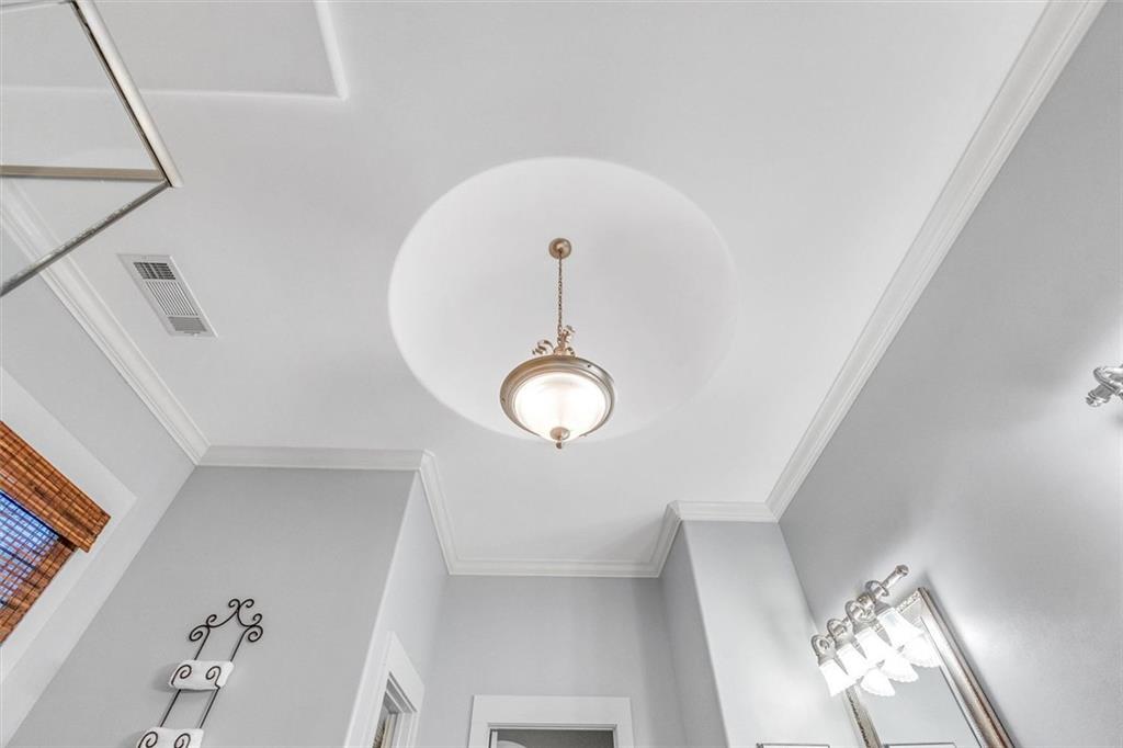 LENORE PLACE - Residential