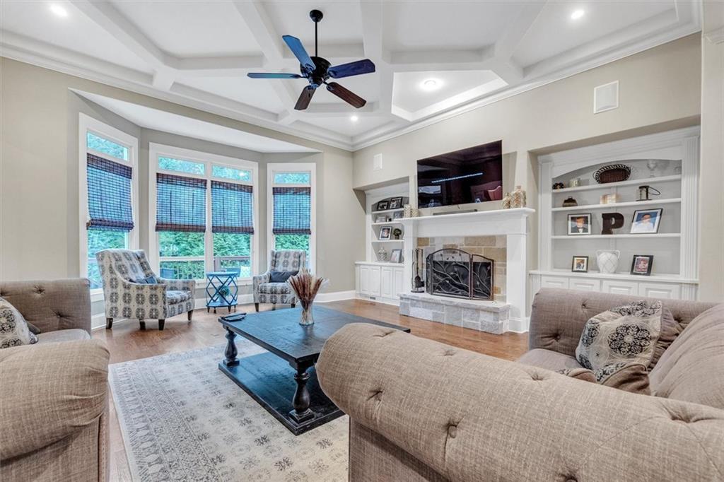 LENORE PLACE - Residential