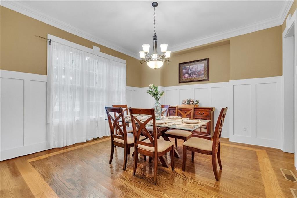 LENORE PLACE - Residential