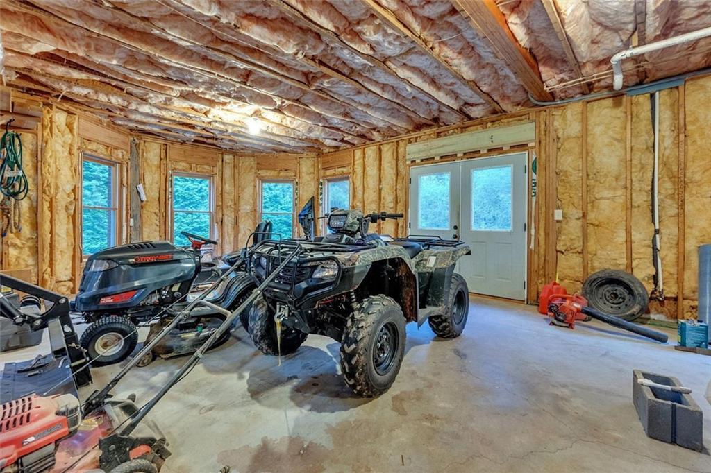 LENORE PLACE - Residential