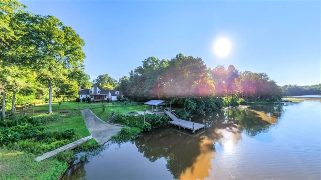 327 Lakeridge Drive