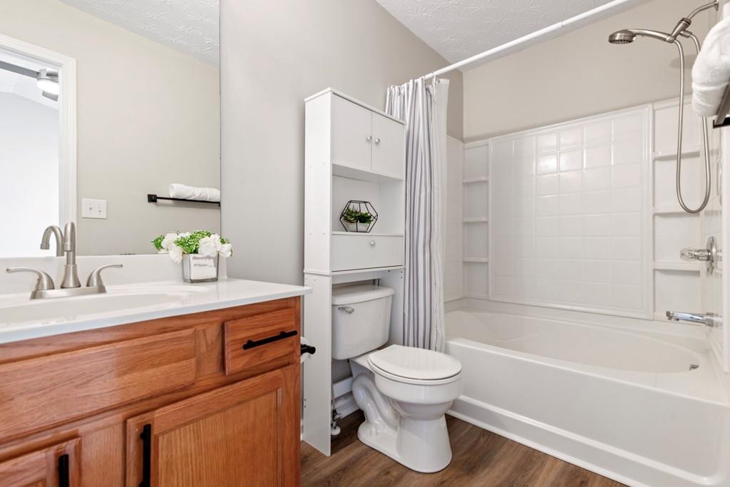Vining Crest - Residential