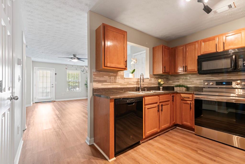 Vining Crest - Residential