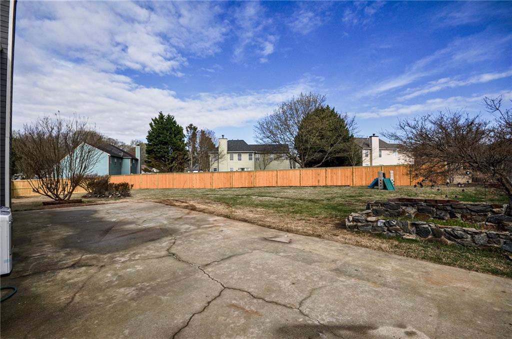 Halstead Lake - Residential