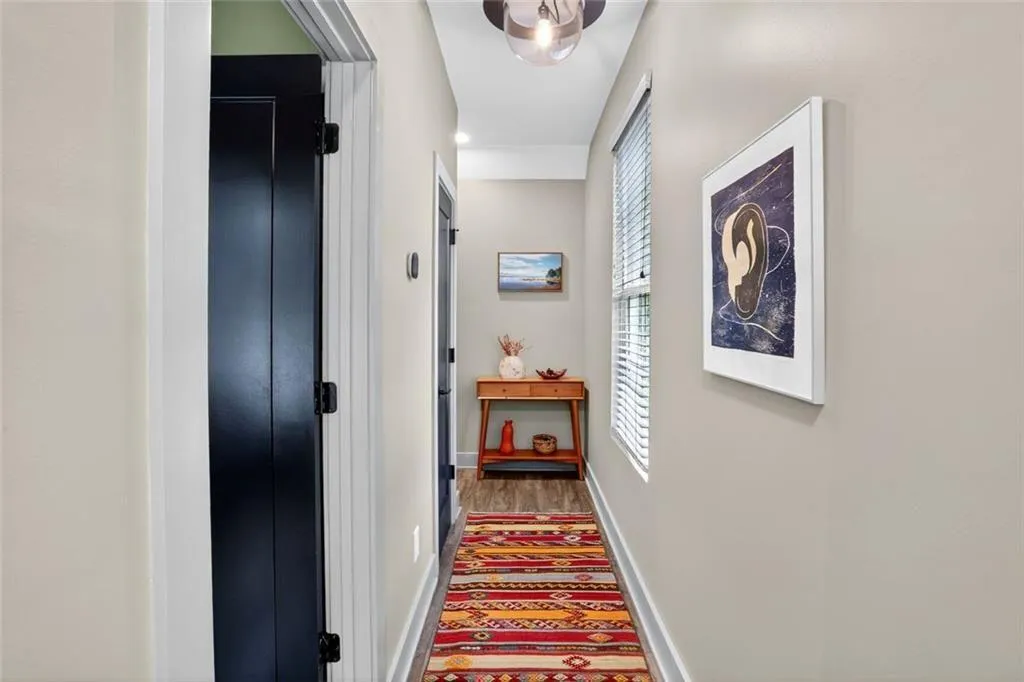 Atlanta, Georgia 30307, United States, 3 Bedrooms Bedrooms, ,4 BathroomsBathrooms,Residential,Active,214608