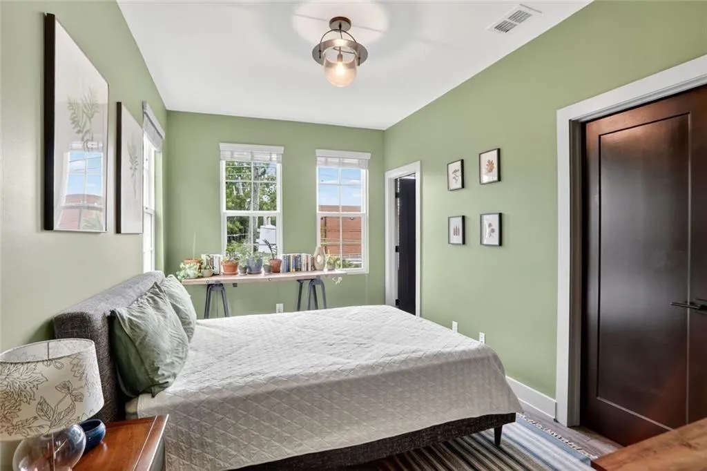 Atlanta, Georgia 30307, United States, 3 Bedrooms Bedrooms, ,4 BathroomsBathrooms,Residential,Active,214608