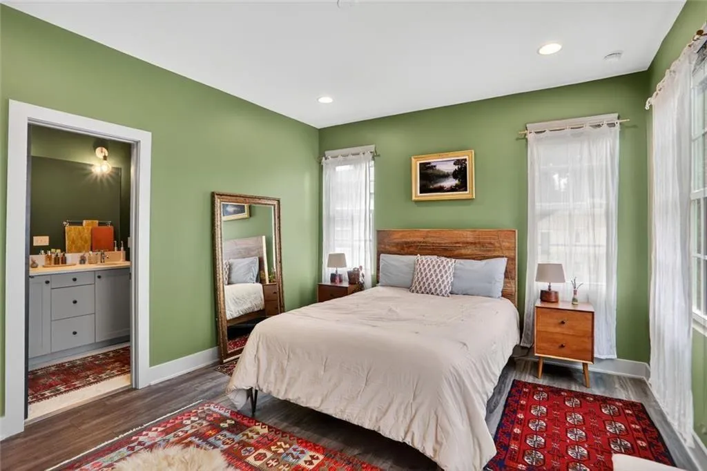 Atlanta, Georgia 30307, United States, 3 Bedrooms Bedrooms, ,4 BathroomsBathrooms,Residential,Active,214608