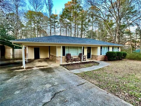 Homes For Sale - 68 Pine Drive<br/> Tallapoosa, GA 30176