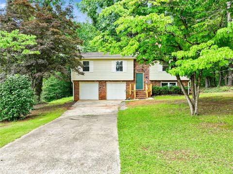 Homes For Sale - 8115 Rivertown Road<br/> Fulton County, Fairburn, GA 30213