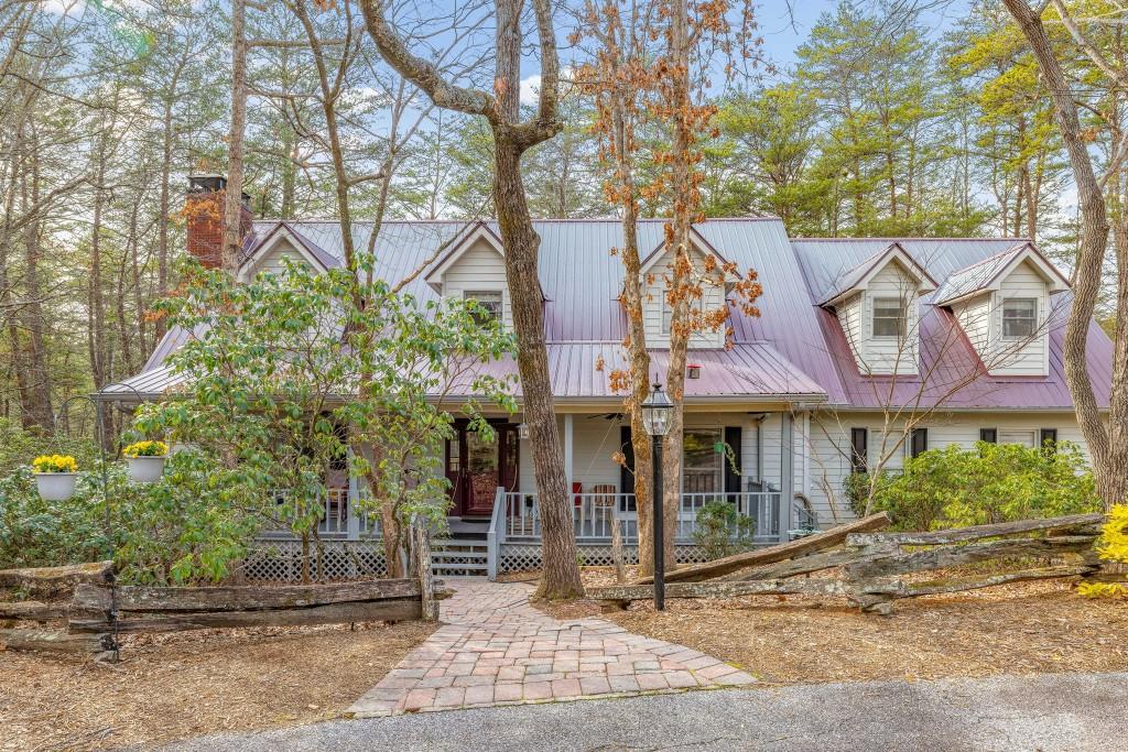 120 Hawks Nest
