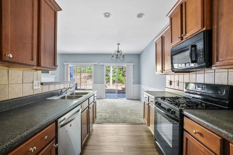 2872 Cross Creek Court