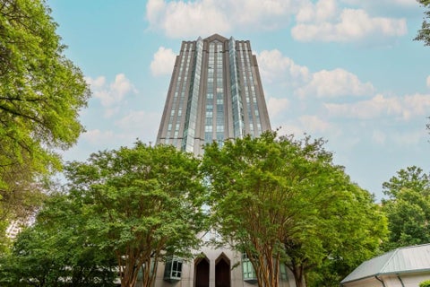 Condo For Sale - 2870 Pharr Court #309<br/> Atlanta, GA 30305