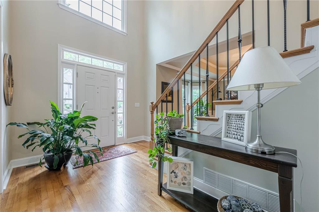 745 Amberton Close, Suwanee, Georgia image 7