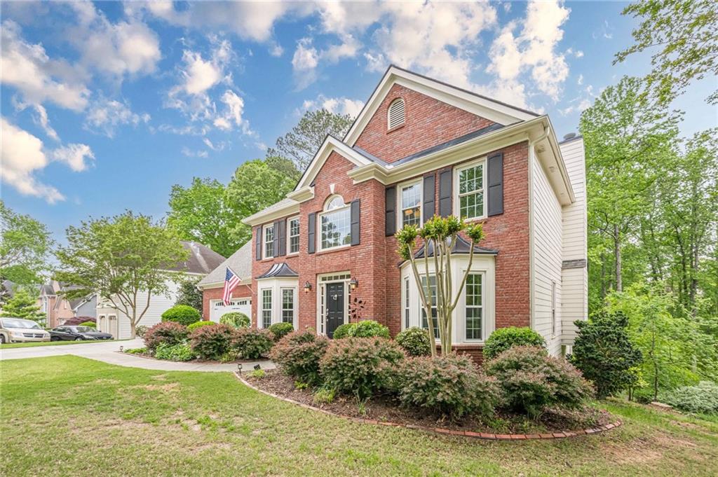 745 Amberton Close, Suwanee, Georgia image 3