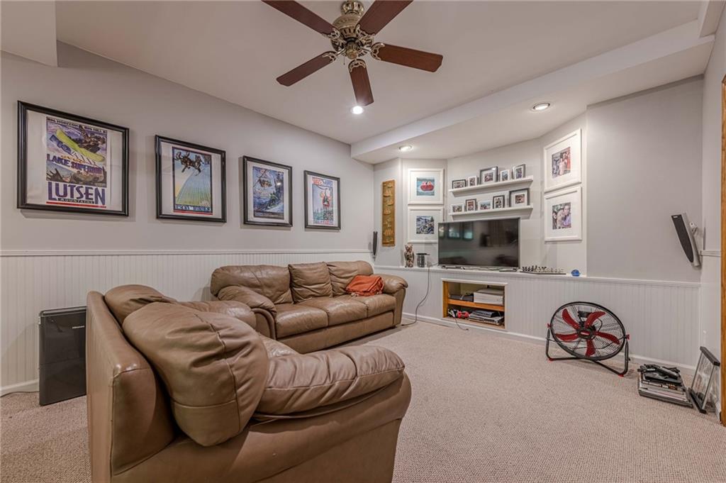 745 Amberton Close, Suwanee, Georgia image 48