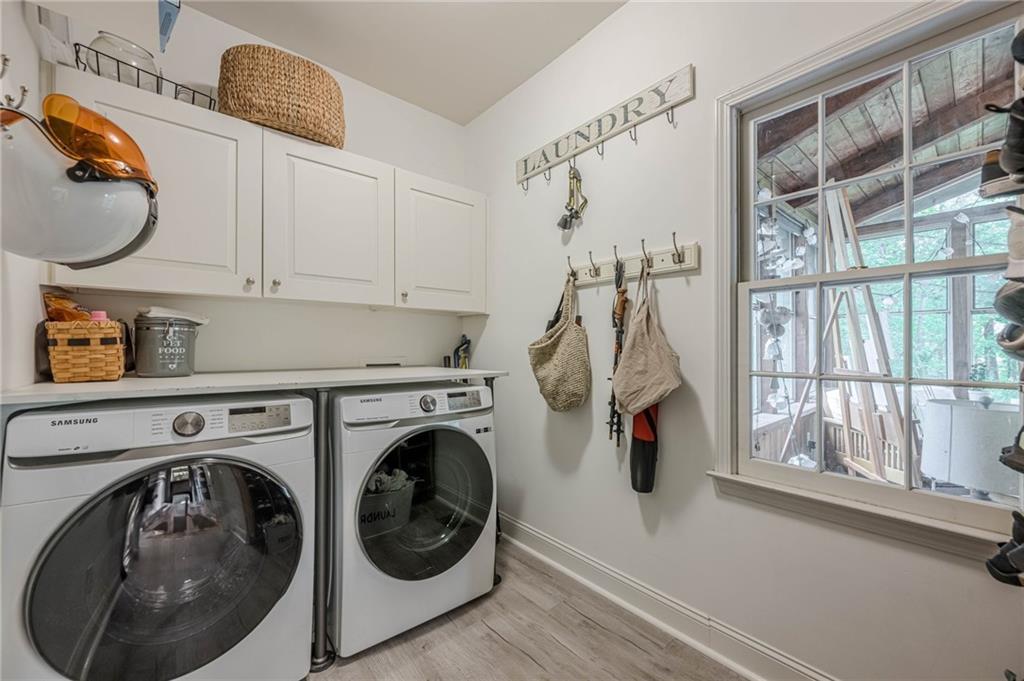 745 Amberton Close, Suwanee, Georgia image 25