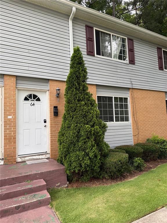 Experience Comfortable and affordable Living in Wildwood Park Towne Houses!
Step into this beautifully maintained 3-bedroom, 2-bathroom townhome nestled in the heart of the welcoming Wildwood Park Towne Houses cooperative community. Enjoy the warmth of a true **family-friendly atmosphere**, where neighbors know your name and pride of ownership shines through.
This spacious unit features a **fully finished basement**—perfect for a home office, entertainment space, or guest suite. With generous natural light, ample storage, and a functional layout, this home offers comfort and versatility for everyday living.
Don’t miss the opportunity to be part of a vibrant community with easy access to shops, parks, and public transportation. Your next chapter begins here!