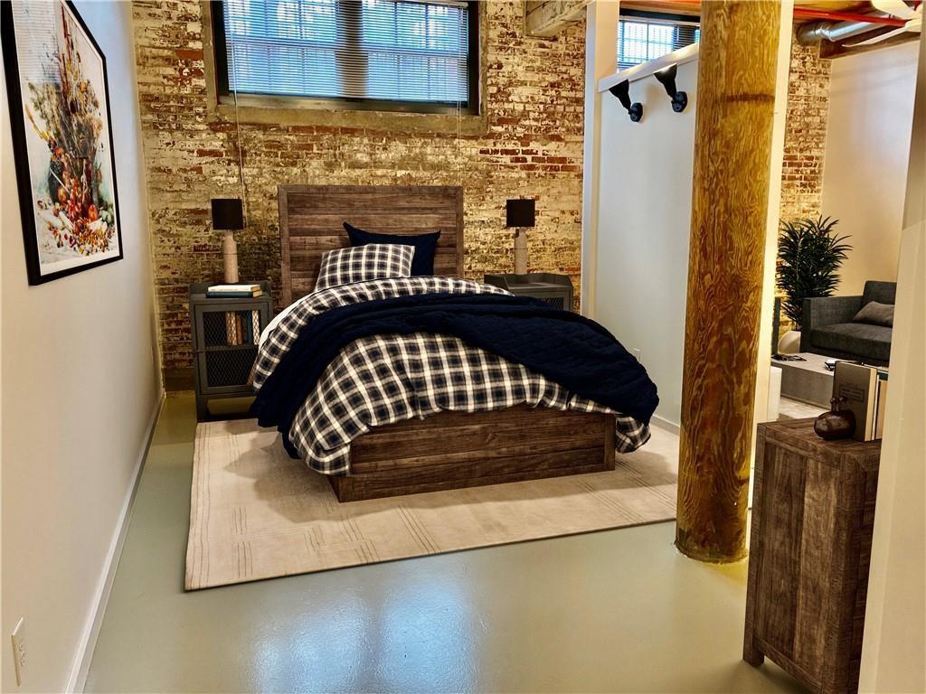 170 Boulevard SE E005