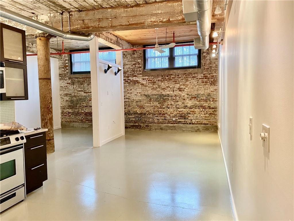 170 Boulevard SE E005