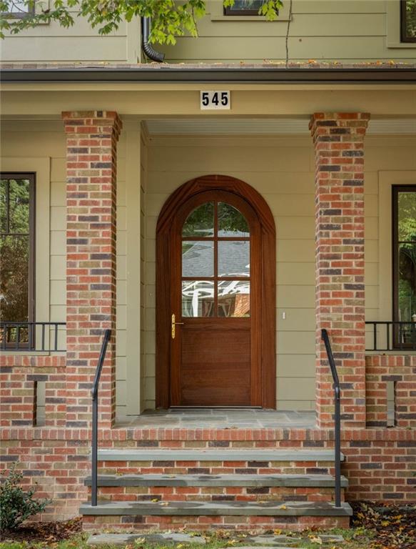 545 Page Avenue NE