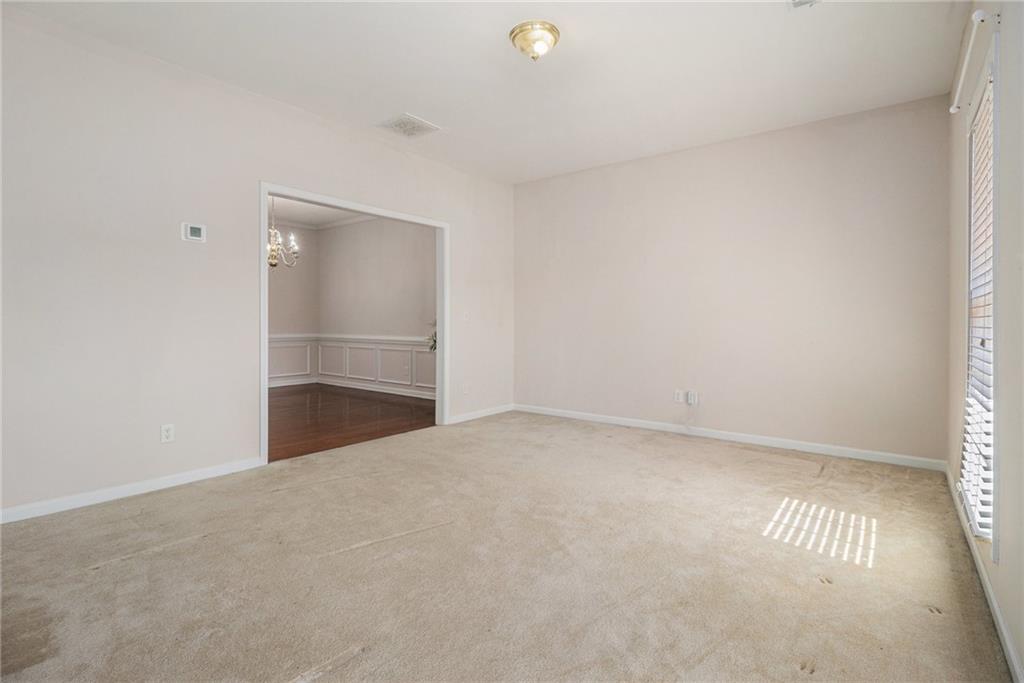 1814 Deer Crossing Way