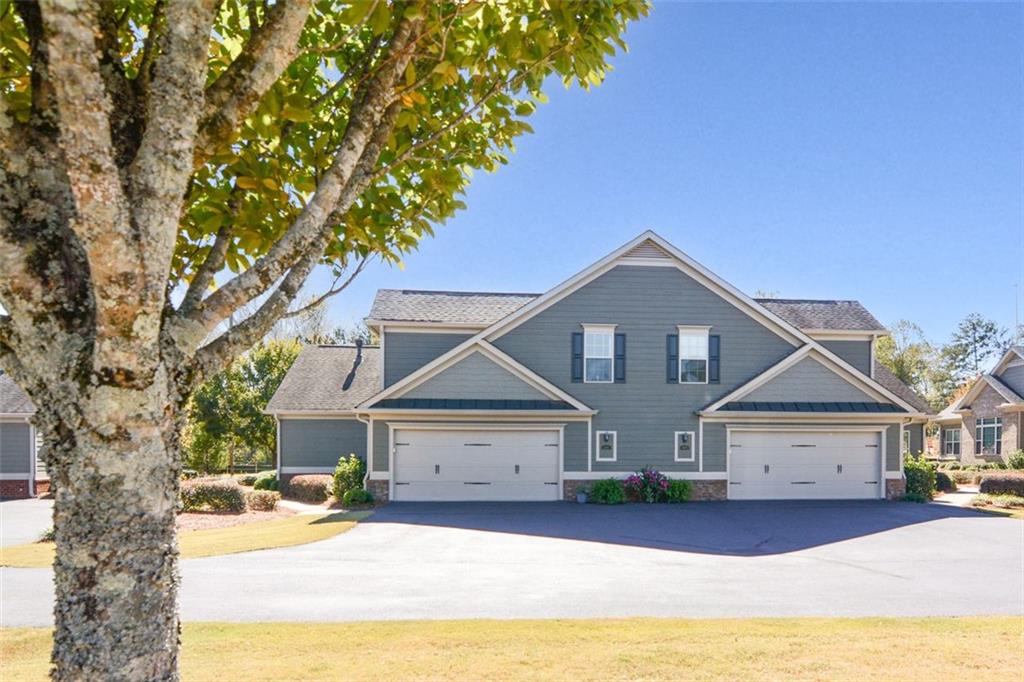 4565 FLYCATCHER Drive 202