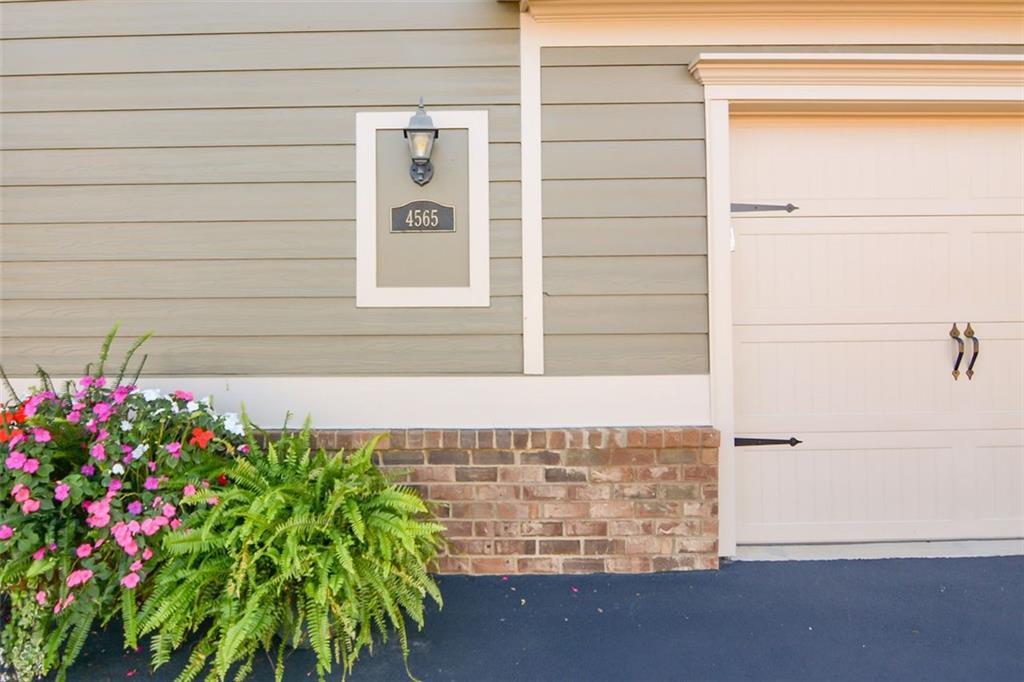 4565 FLYCATCHER Drive 202
