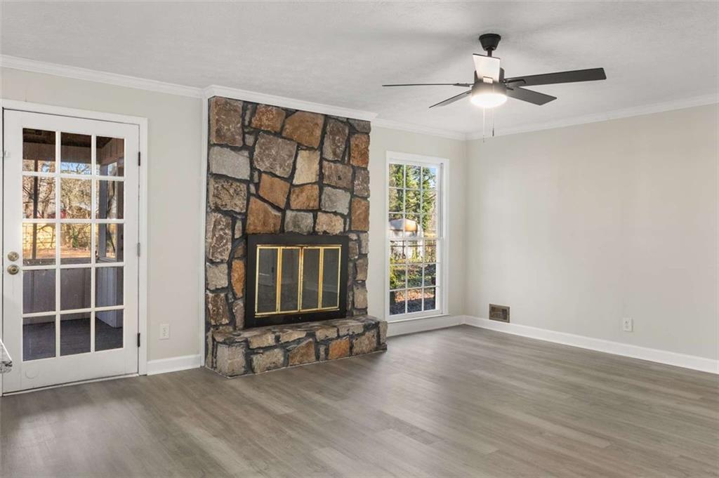 2694 Hickory Valley Drive, Snellville, Georgia image 14