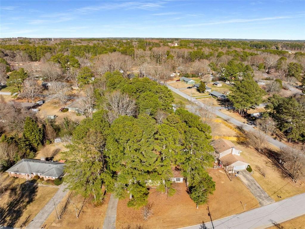 2694 Hickory Valley Drive, Snellville, Georgia image 31