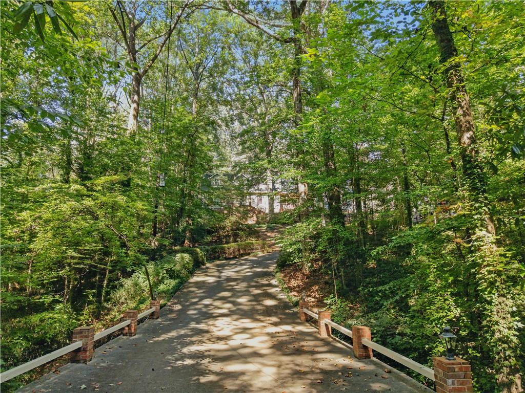 2110 Stoneleigh Drive