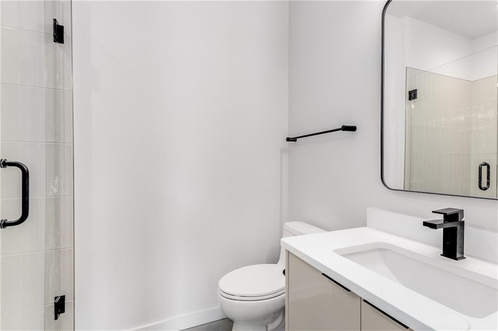 105 Georgia Avenue SE 4