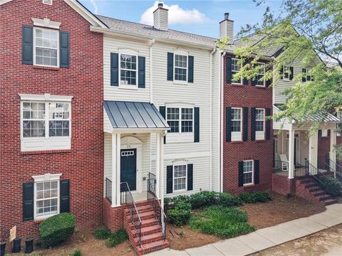 Townhouse For Sale - 216 Village Square Drive<br/> Woodstock, GA 30188