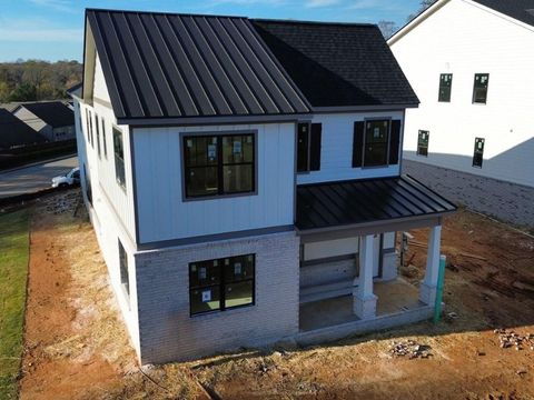 A home in Flowery Branch