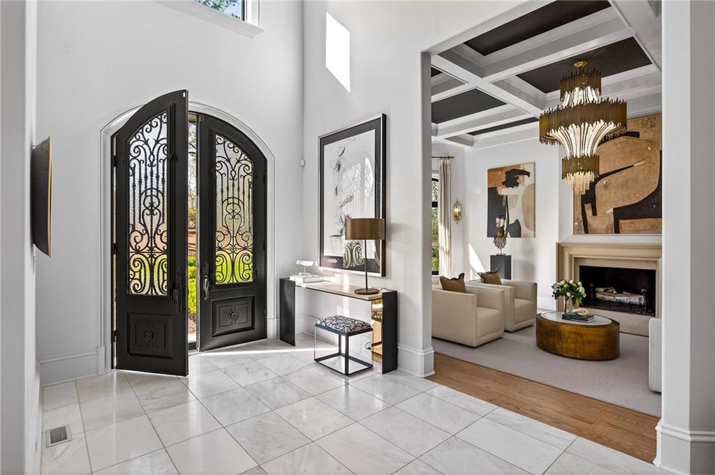 5320 Riverview Road NW