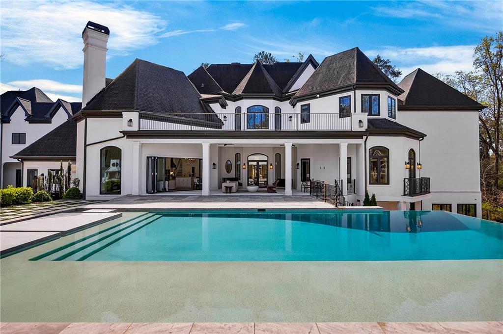 5320 Riverview Road NW