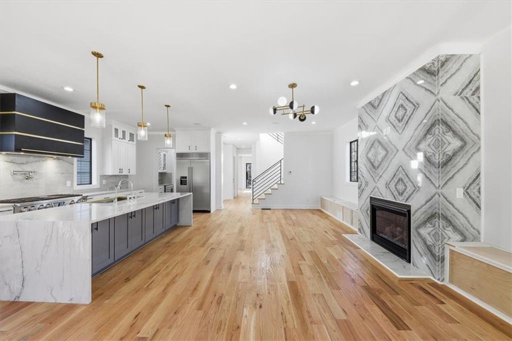 1385 Sylvan Circle NE