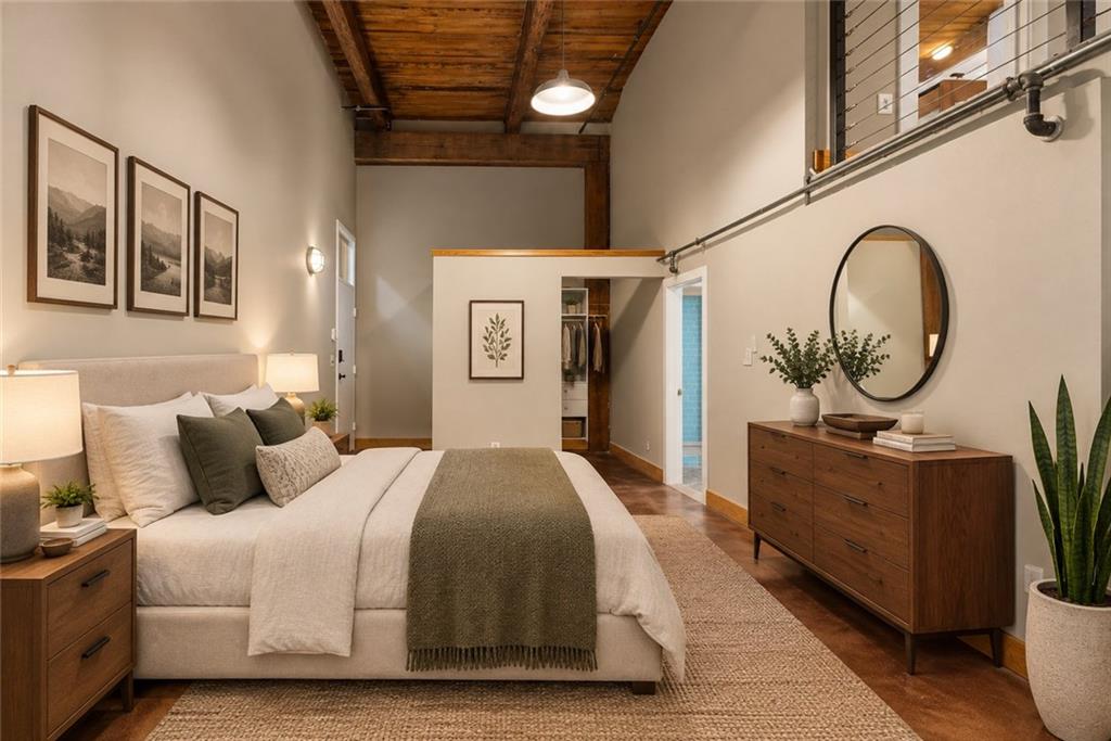 644 Wells Street SW 16