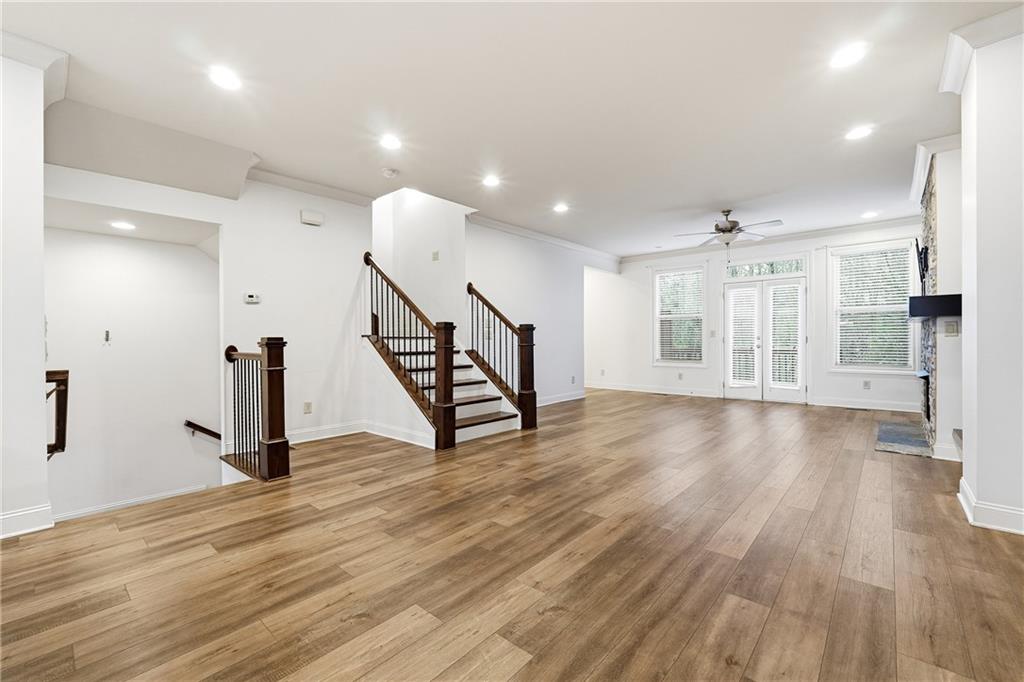 7809 Laurel Crest Drive